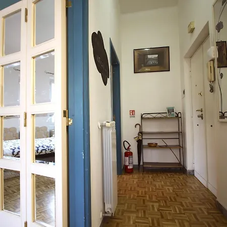 Daire Sara House *